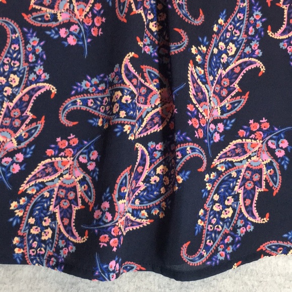THE LIMITED Classic Paisley Print Easy Care Poly Fabric Navy w/Shades of Pink - Picture 10 of 16